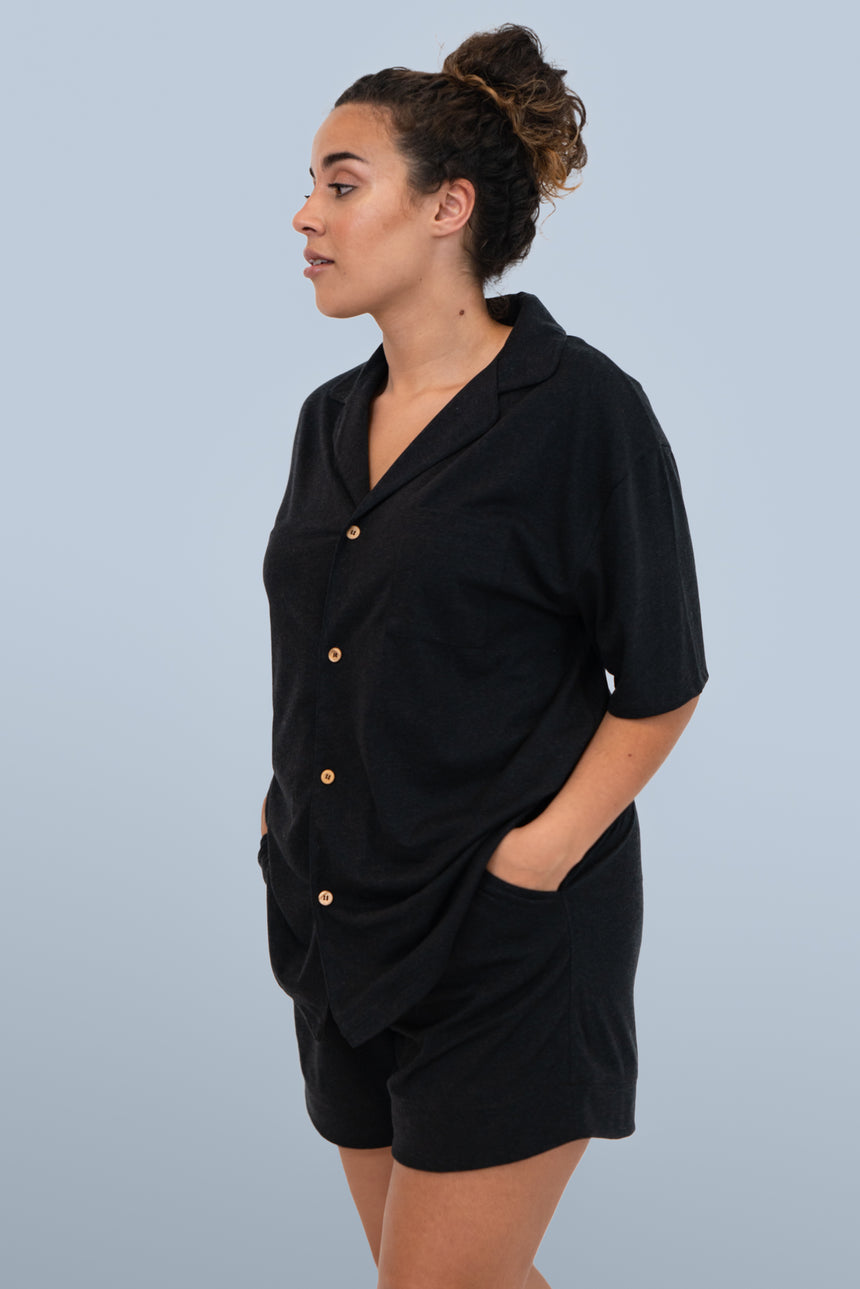 [Alexandra is 172cm (5'8'') and wearing an L}