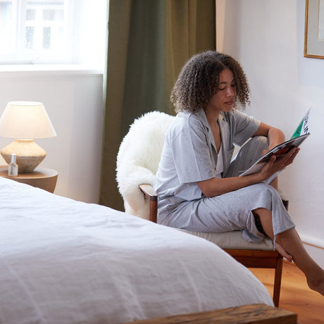 WOMEN'S LOUNGEWEAR SET IN HEATHER GREY BY HERNEST PROJECT