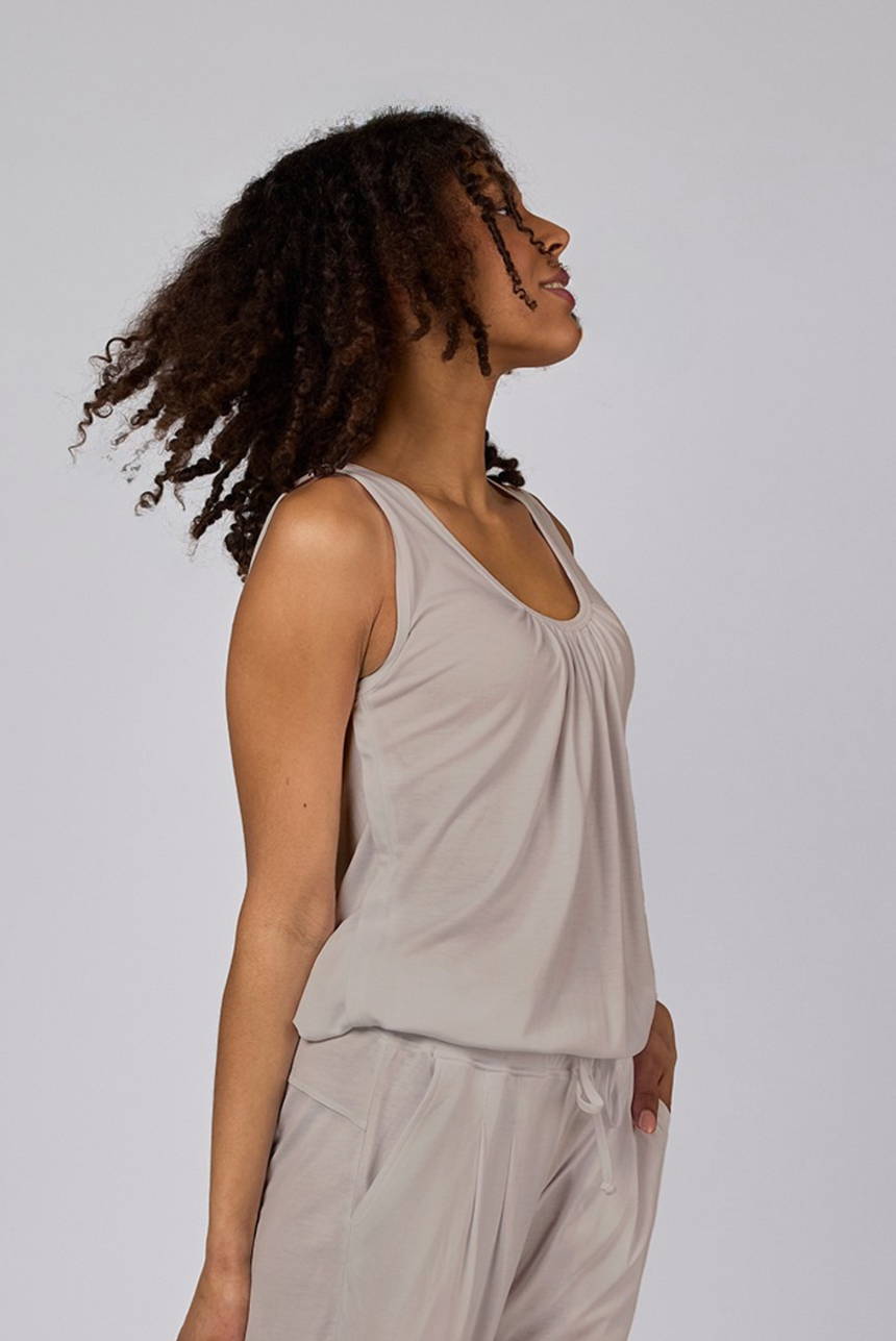 Évie Lightweight Lounge and Sleep Tank Top