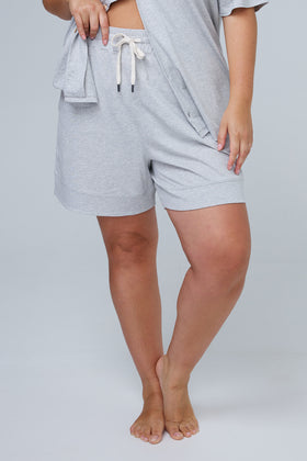 [Lilia is 173cm - 5'8'' and wears an 2XL]